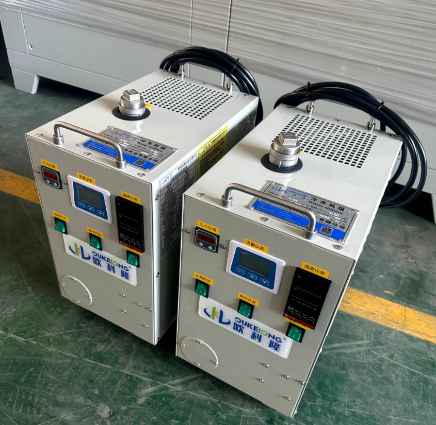 車(chē)載測(cè)試使用微型冷水機(jī)案例